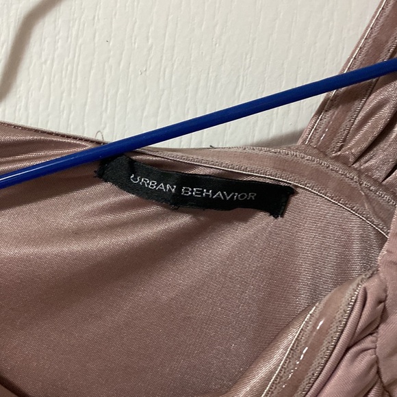 Urban behavior pink dress with lace and rhinestone one arm - Picture 3 of 8